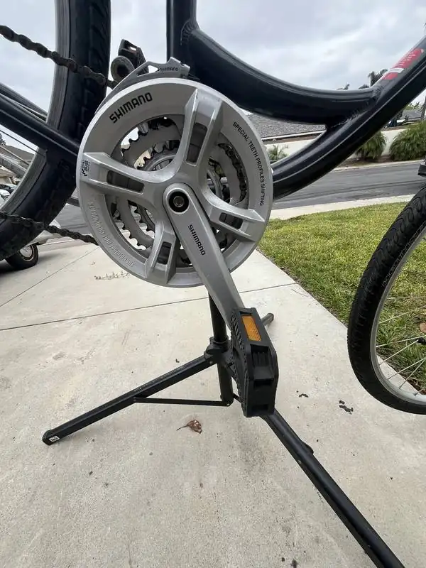 Mobile bike mechanic crank service